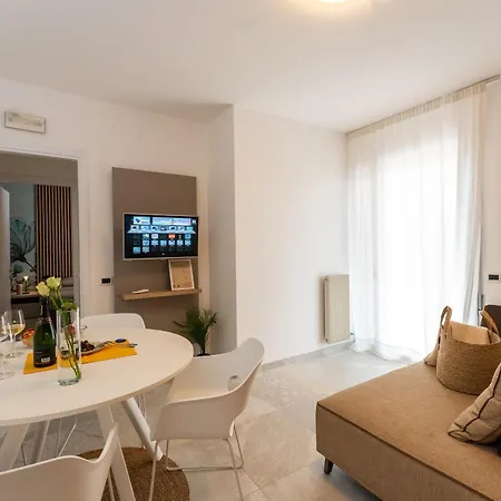 Apartment Bilocale Di Design Sp12, San Paolo - 3' Piano - Adria Lido di Jesolo