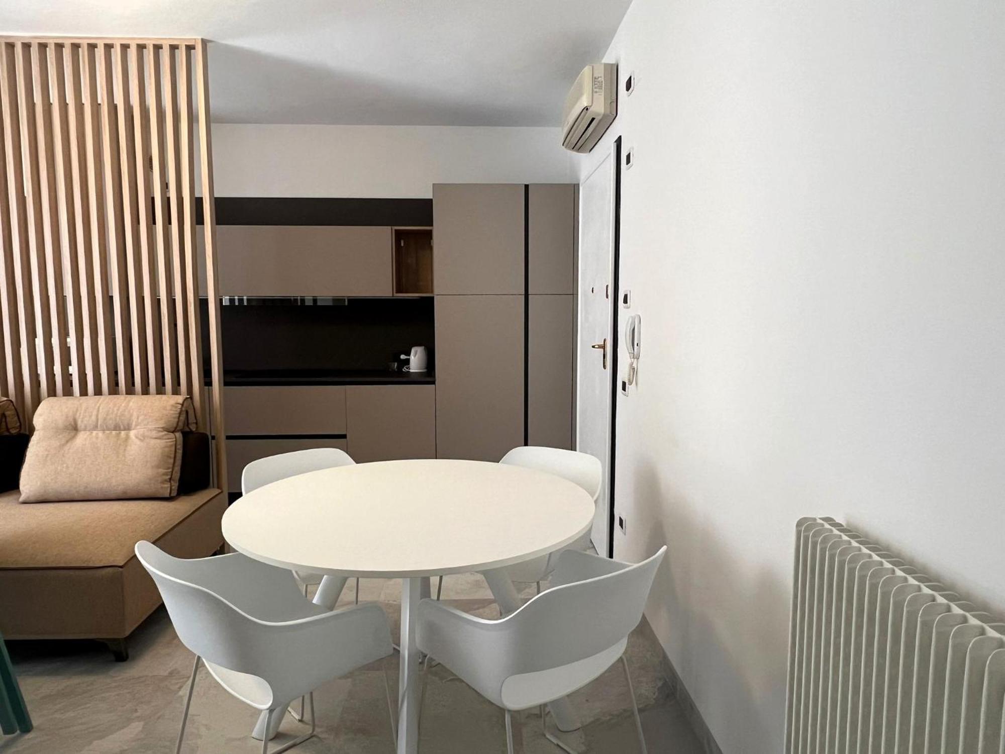 Apartment Bilocale Di Design Sp12, San Paolo - 3' Piano - Adria *