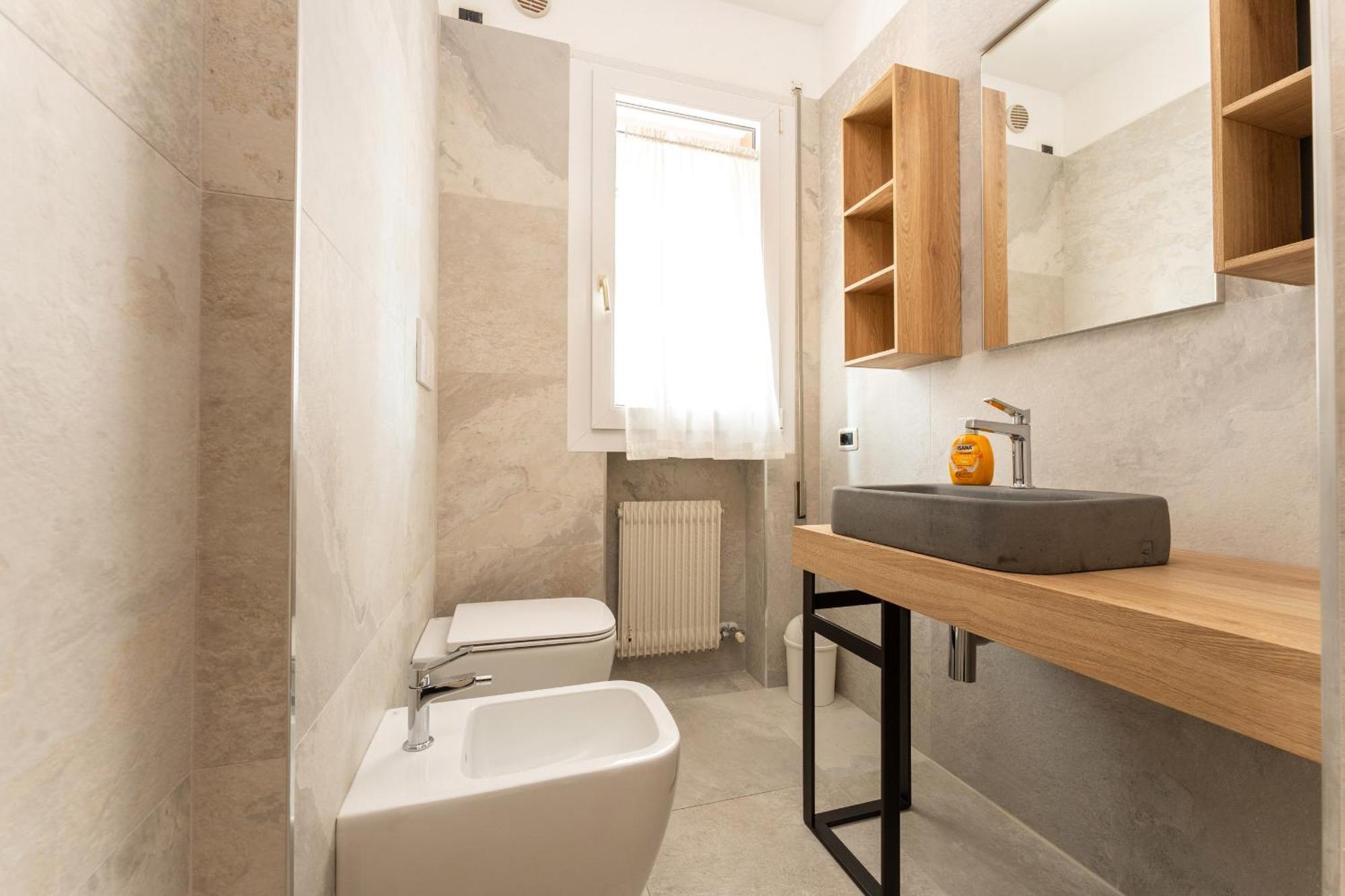 Appartamento Con Terrazza Piazza Aurora